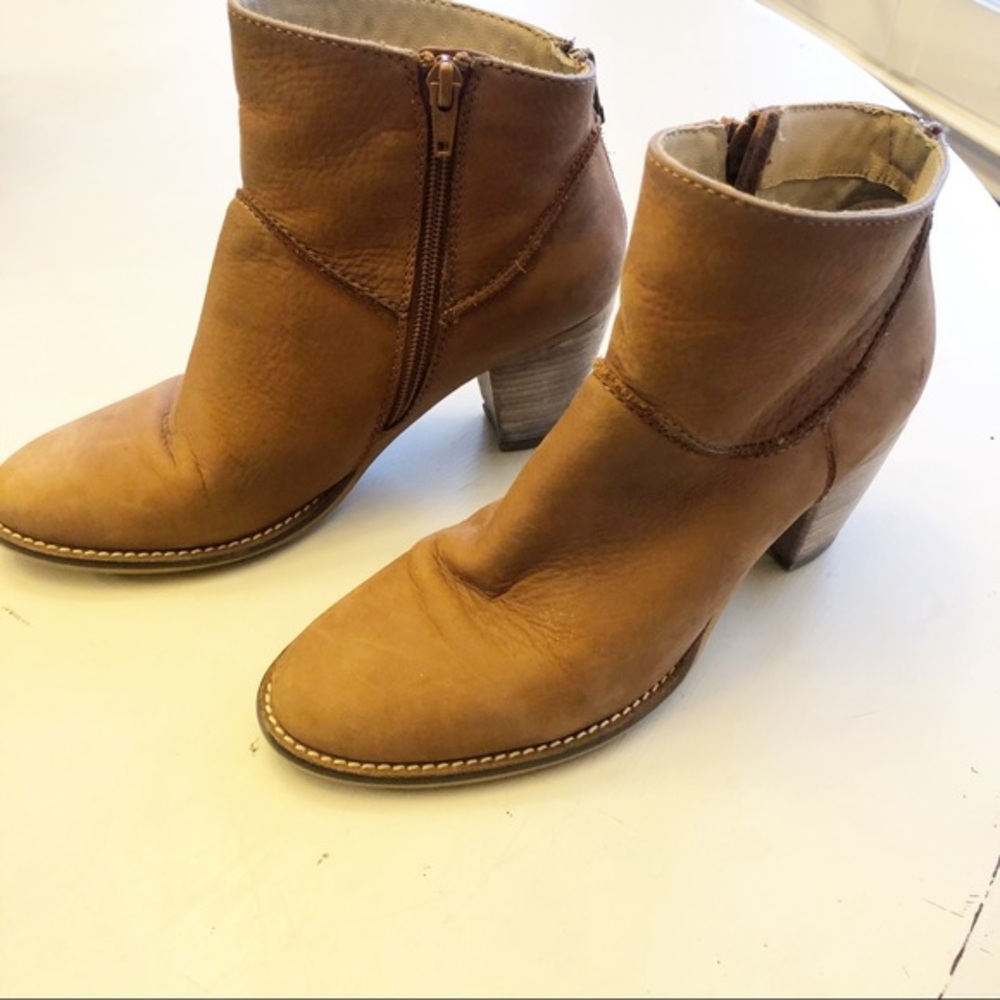 Steven By Steve Madden Booties‎